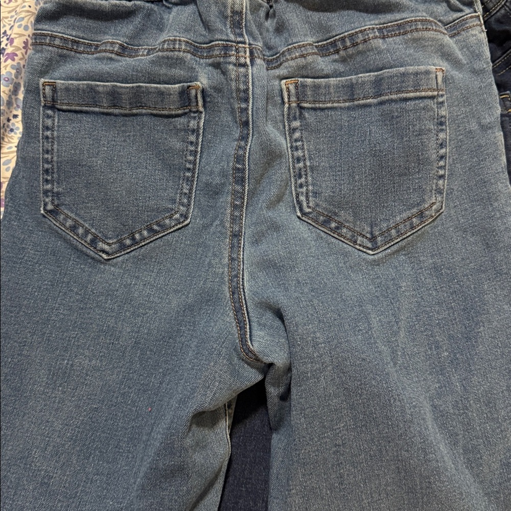 🏖️10 items for $20☀️
365 Kids set of 2 drawstring blue jeans| size 8 - Picture 7 of 11